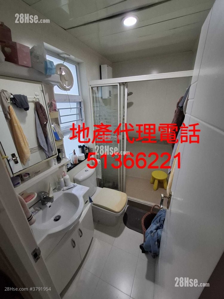 雍翠苑 租盘 3 房 , 2 浴室 700 平方尺