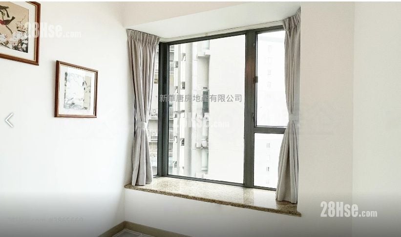 Palatial Crest Rental 3 Bedrooms , 2 Bathrooms 787 ft²