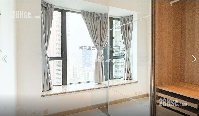 Palatial Crest Rental 3 Bedrooms , 2 Bathrooms 787 ft²
