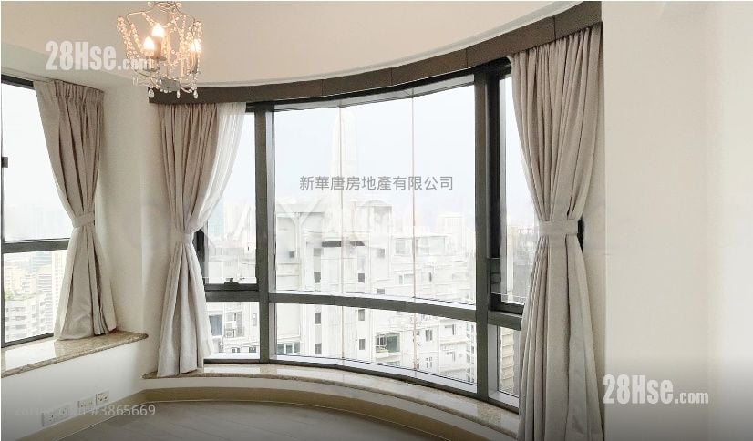 Palatial Crest Rental 3 Bedrooms , 2 Bathrooms 787 ft²