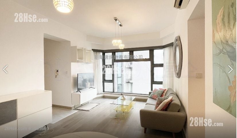 Palatial Crest Rental 3 Bedrooms , 2 Bathrooms 787 ft²