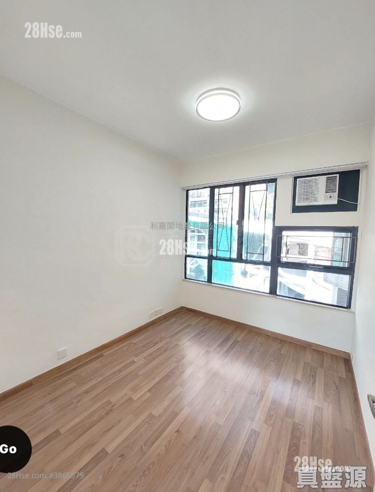 Seaview Garden Sell 3 Bedrooms , 2 Bathrooms 920 ft²