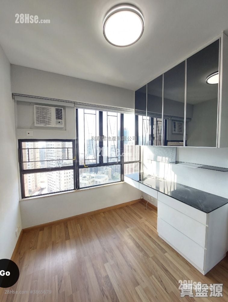 Seaview Garden Sell 3 Bedrooms , 2 Bathrooms 920 ft²