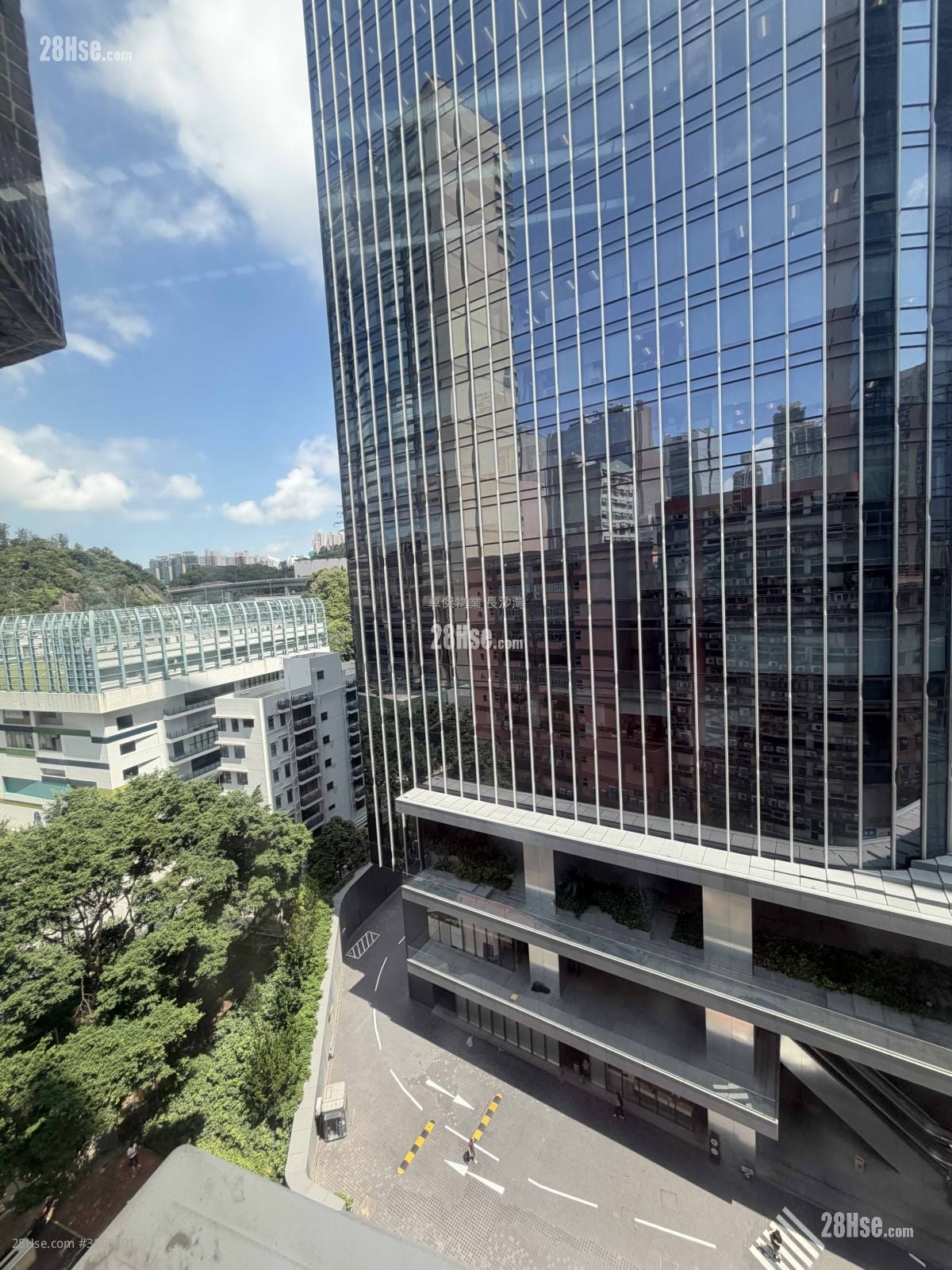 Siu Wai Industrial Centre Rental 818 ft²