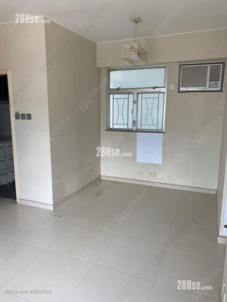 Tsuen Wan Plaza Sell 2 Bedrooms , 1 Bathroom 433 ft²