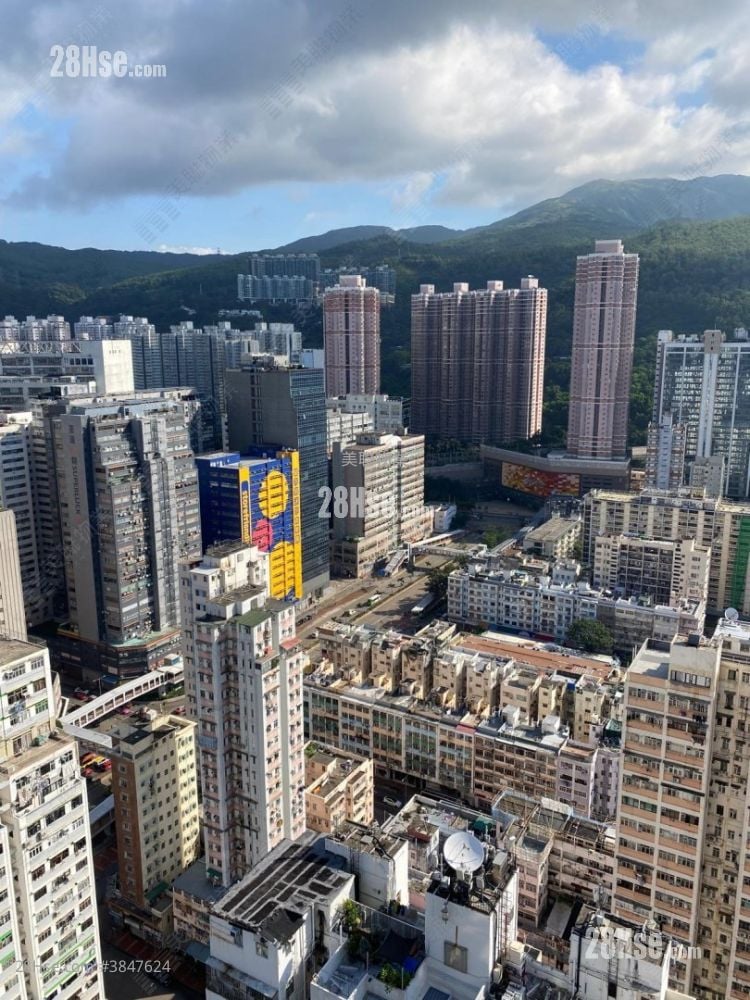 Tsuen Wan Plaza Sell 2 Bedrooms , 1 Bathroom 433 ft²