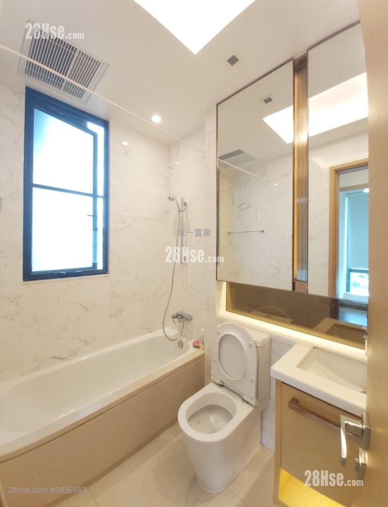 Mantin Heights Rental 3 Bedrooms , 1 Bathroom 689 ft²