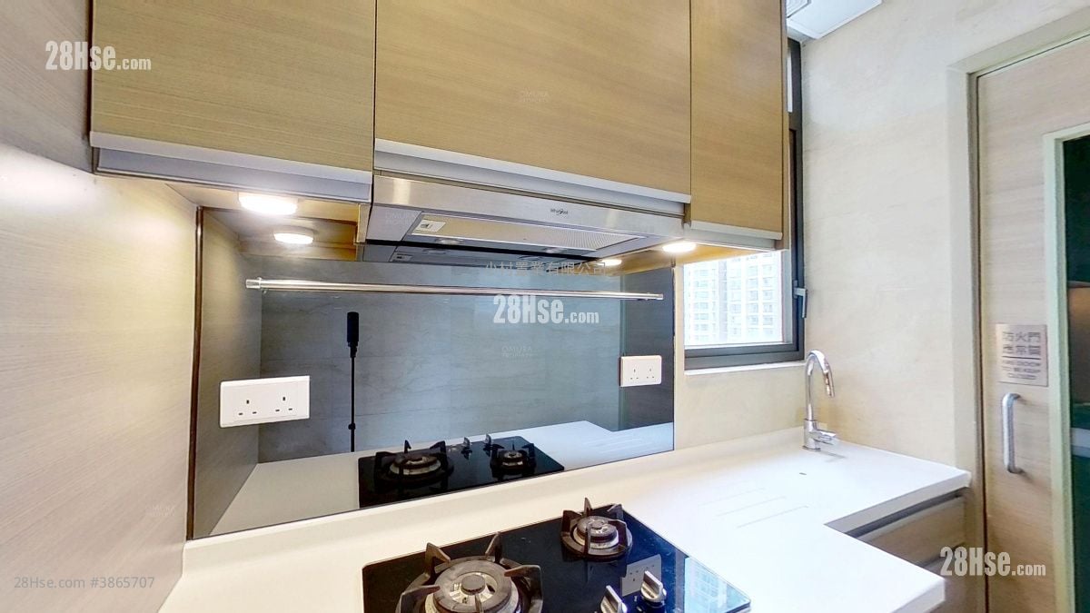 kitchen: 18 Catchick Street Rental 3 Bedrooms , 2 Bathrooms 550 ft²