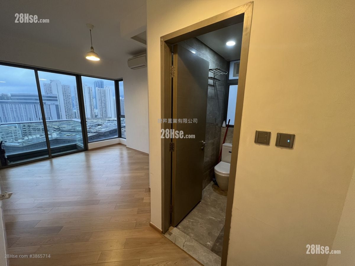 The Met. Focus Sell Studio , 1 Bathroom 241 ft²