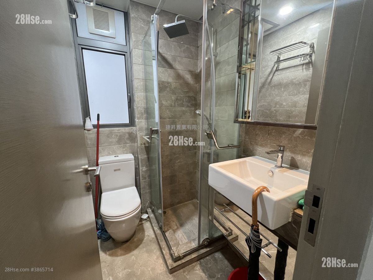 The Met. Focus Sell Studio , 1 Bathroom 241 ft²