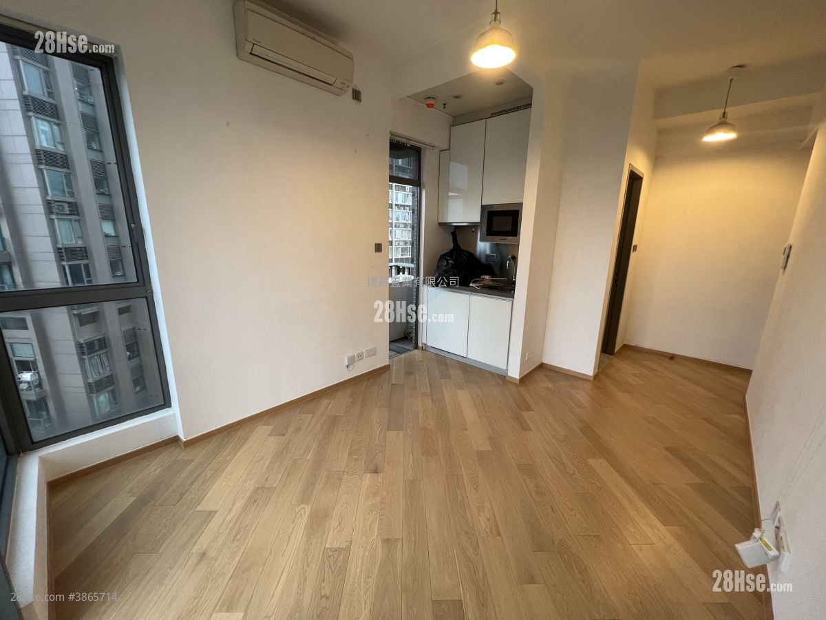 The Met. Focus Sell Studio , 1 Bathroom 241 ft²