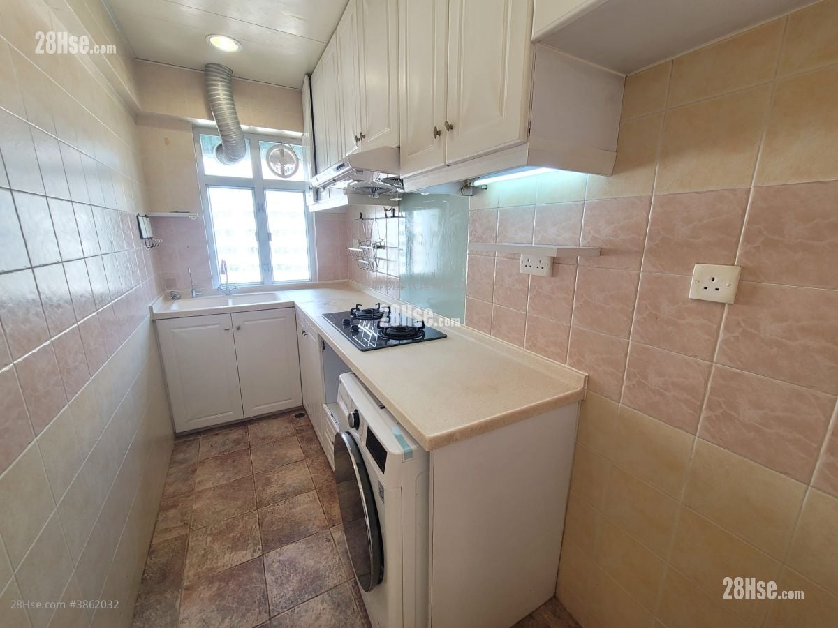 Golden Dragon Garden Rental 2 Bedrooms , 1 Bathroom 556 ft²