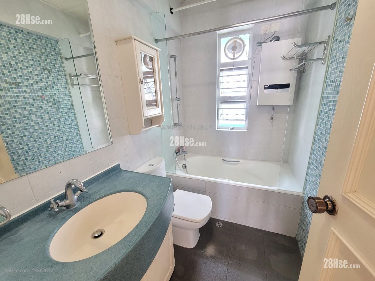 Golden Dragon Garden Rental 2 Bedrooms , 1 Bathroom 556 ft²