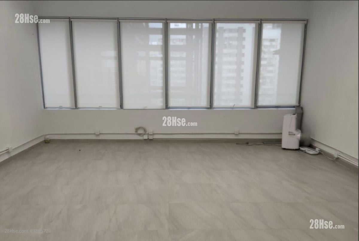 One Midtown Rental 789 ft²