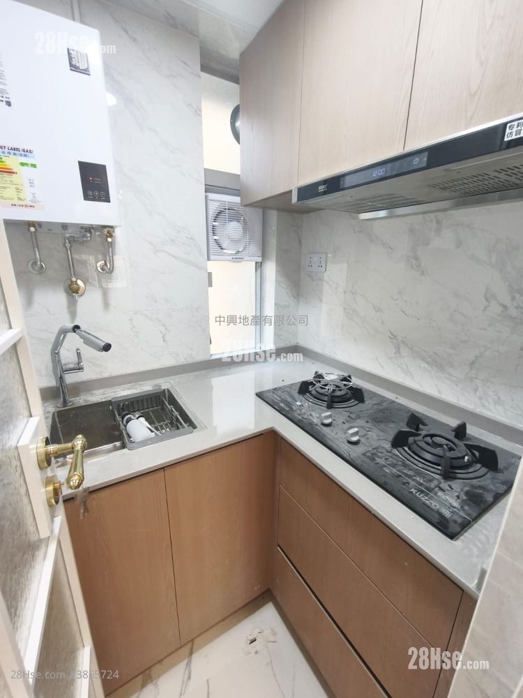 Ka Woo Building Sell 3 Bedrooms , 1 Bathroom 473 ft²