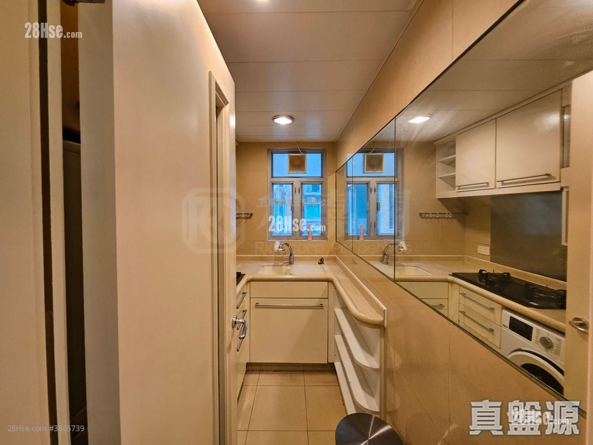 The Pacifica Rental 2 Bedrooms , 1 Bathroom 441 ft²