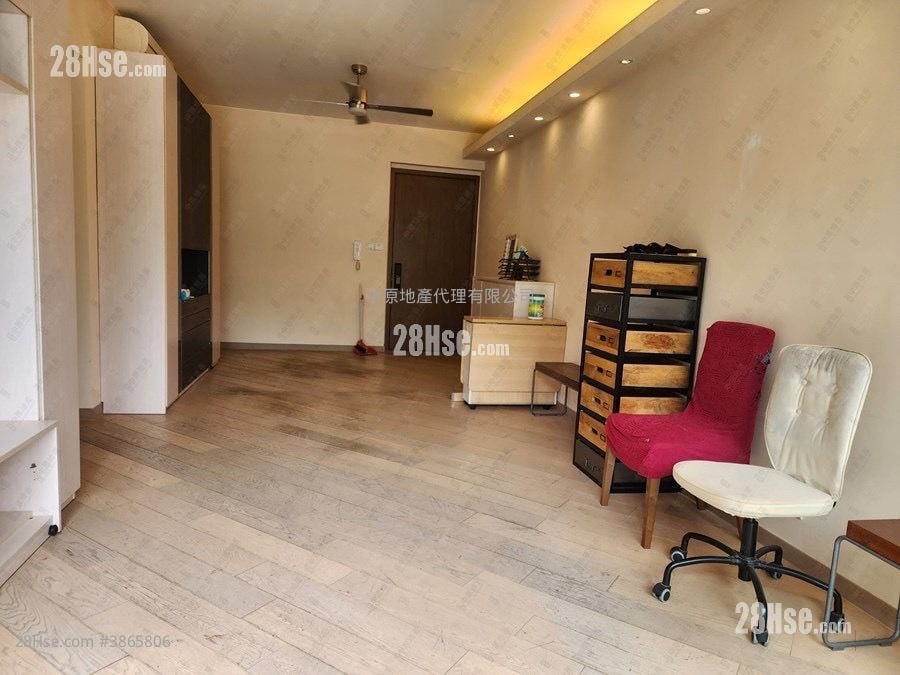 The Visionary Rental 4 Bedrooms , 2 Bathrooms 945 ft²
