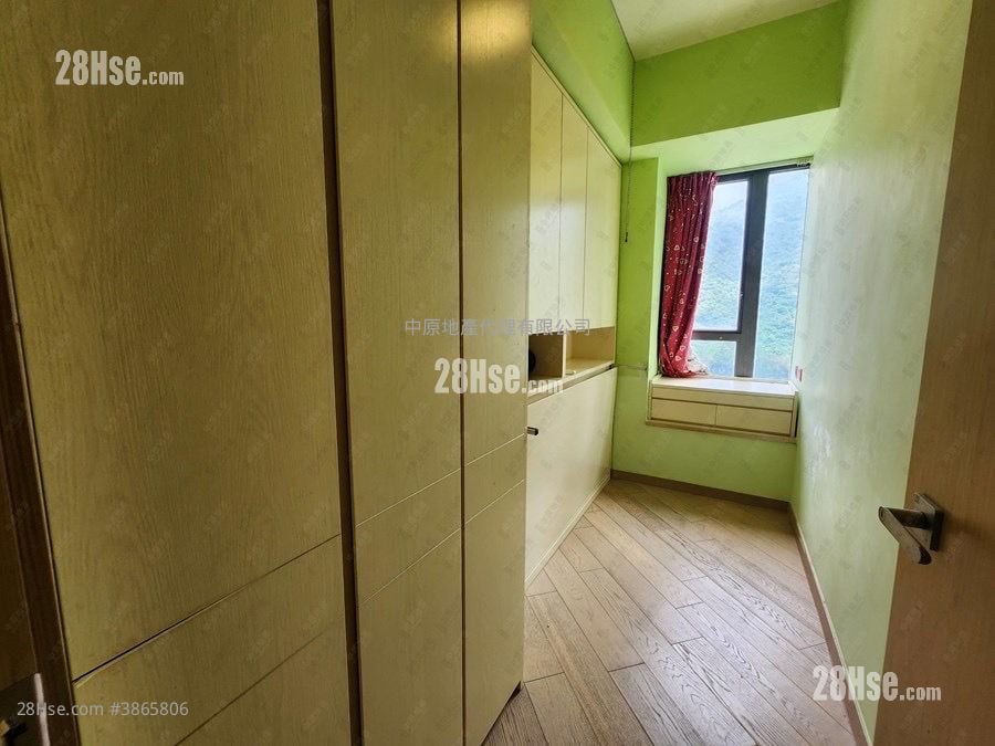 The Visionary Rental 4 Bedrooms , 2 Bathrooms 945 ft²