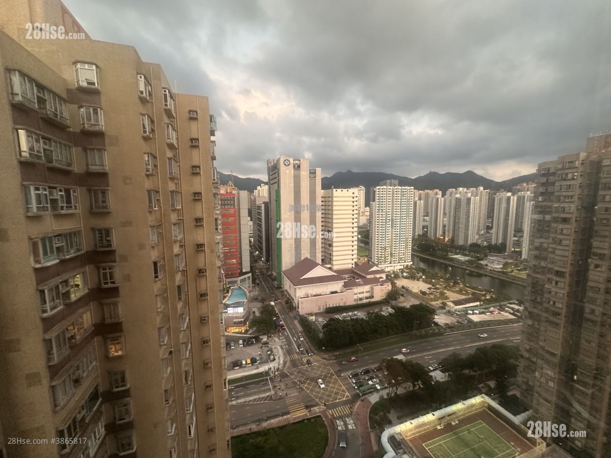 Ravana Garden Rental 394 ft²