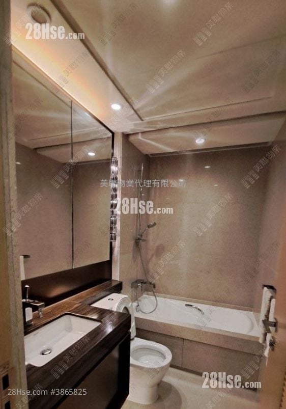 Deauville Sell 4 Bedrooms 2,431 ft²