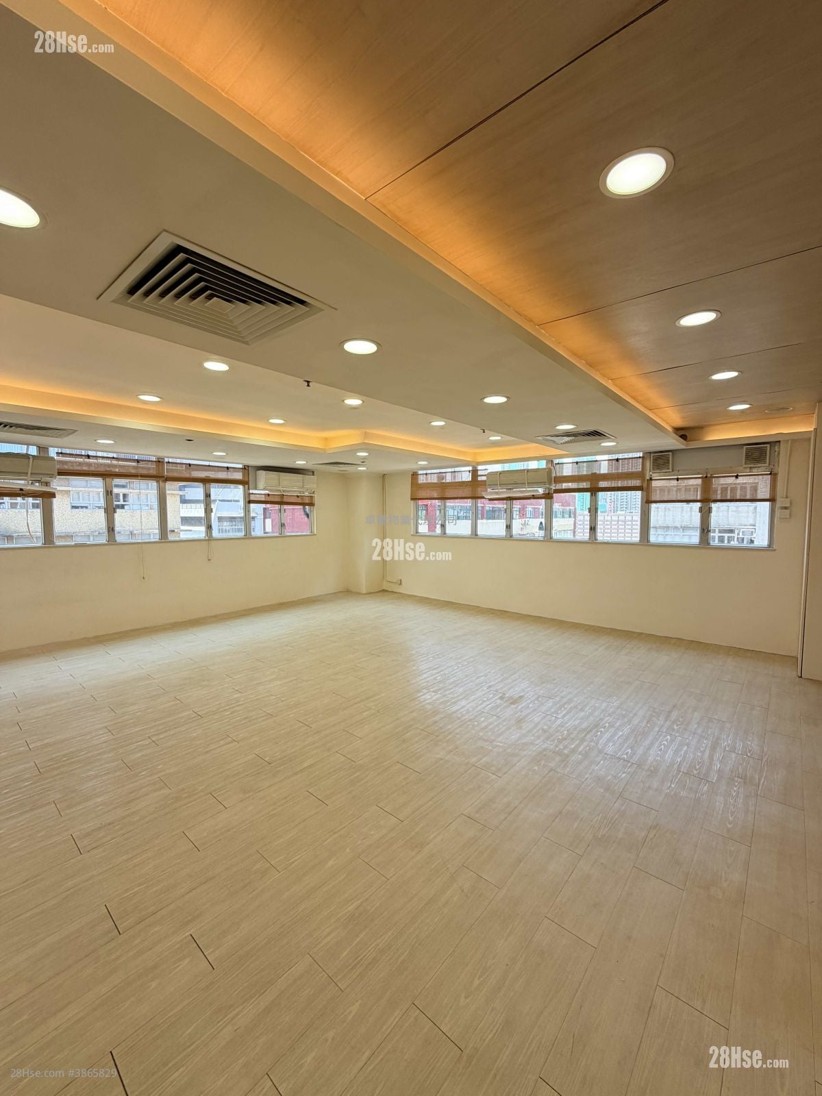 Sun Cheong Industrial Building Rental 1 Bedroom 1,050 ft²