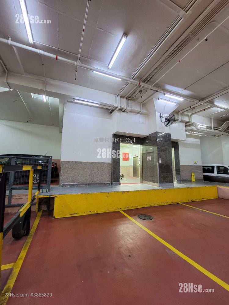 Sun Cheong Industrial Building Rental 1 Bedroom 1,050 ft²