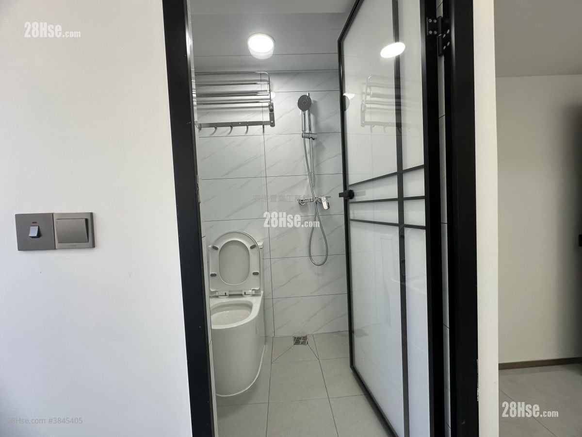 Universal Industrial Centre Rental
