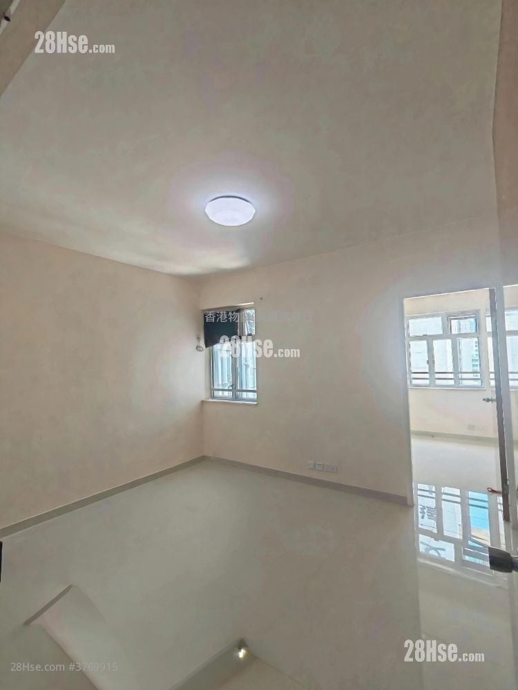 Pearl City Mansion Rental 2 Bedrooms , 1 Bathroom