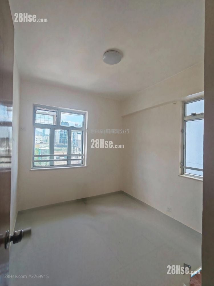 Pearl City Mansion Rental 2 Bedrooms , 1 Bathroom
