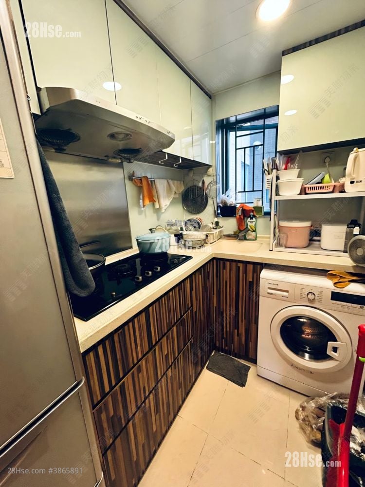 The Long Beach Sell 2 Bedrooms 549 ft²