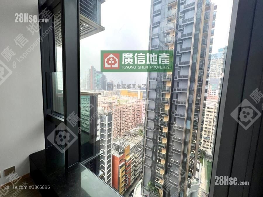 Aquila Square Mile Rental 1 Bedroom , 1 Bathroom 255 ft²