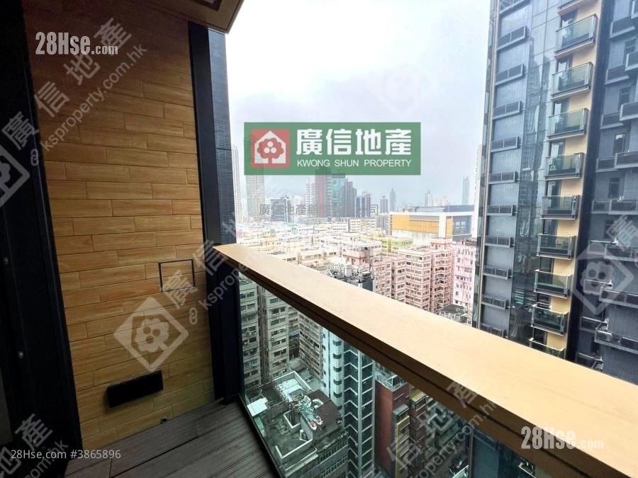 Aquila Square Mile Rental 1 Bedroom , 1 Bathroom 255 ft²