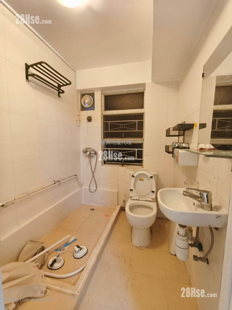 Sha Tin Wai Village Sell 2 Bedrooms , 1 Bathroom