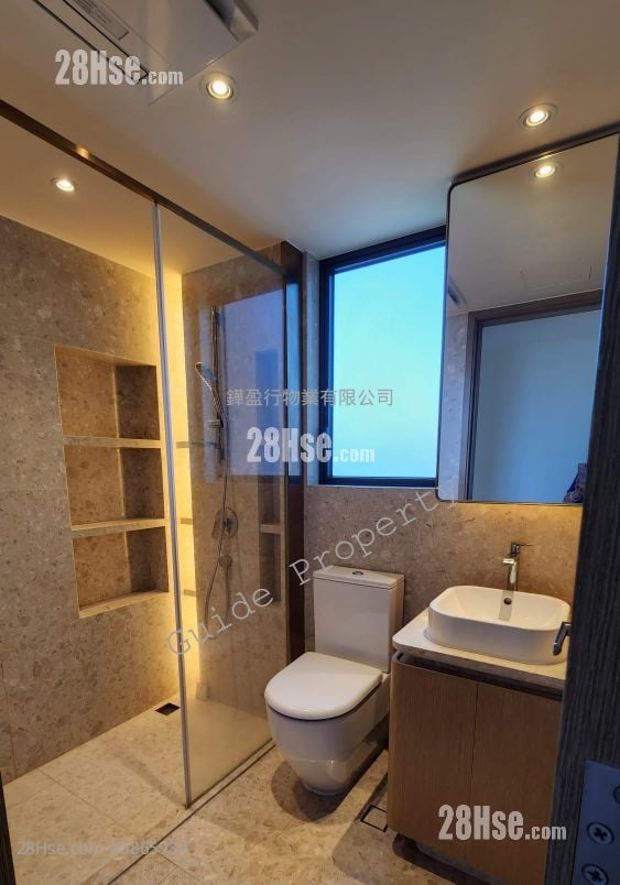 Island Garden Sell 4 Bedrooms , 3 Bathrooms 1,055 ft²