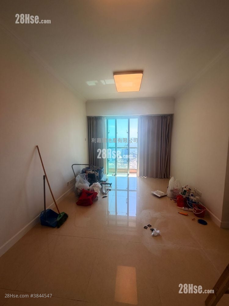 港景峰 租盘 2 房 , 1 浴室 505 平方尺