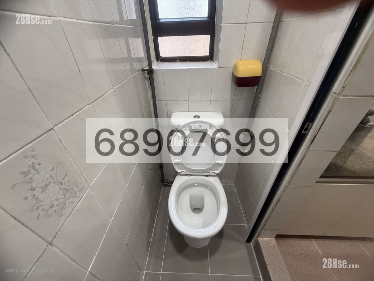 Kam Wah Building Rental 3 Bedrooms , 1 Bathroom