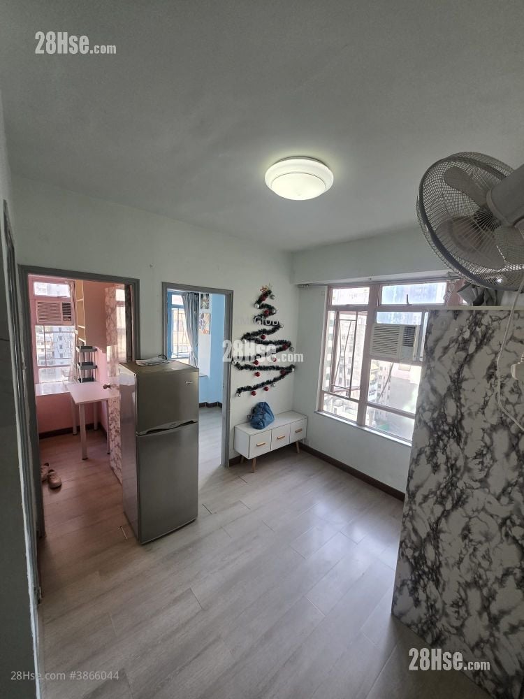 Kam Kwan Building Rental 314 ft²