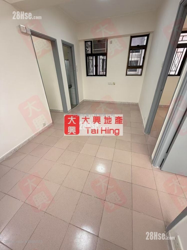 Kam Wah Building Rental 3 Bedrooms , 1 Bathroom 414 ft²
