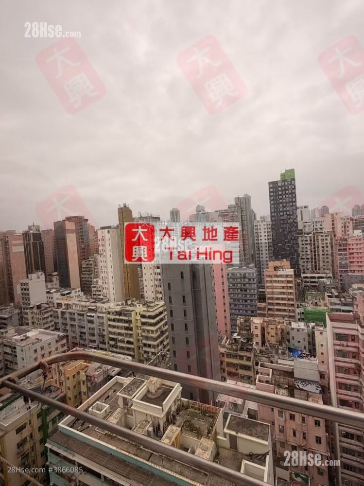 Kam Wah Building Rental 3 Bedrooms , 1 Bathroom 414 ft²