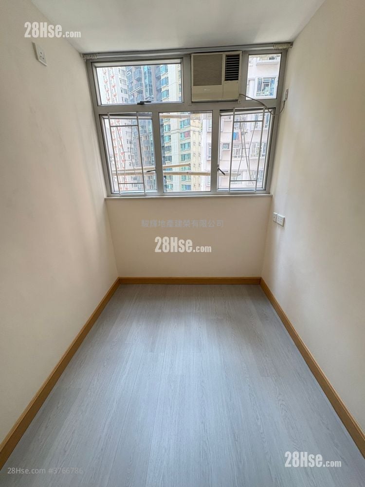 Tsui Yuen Mansion Sell 5+ Bedrooms , 2 Bathrooms 512 ft²