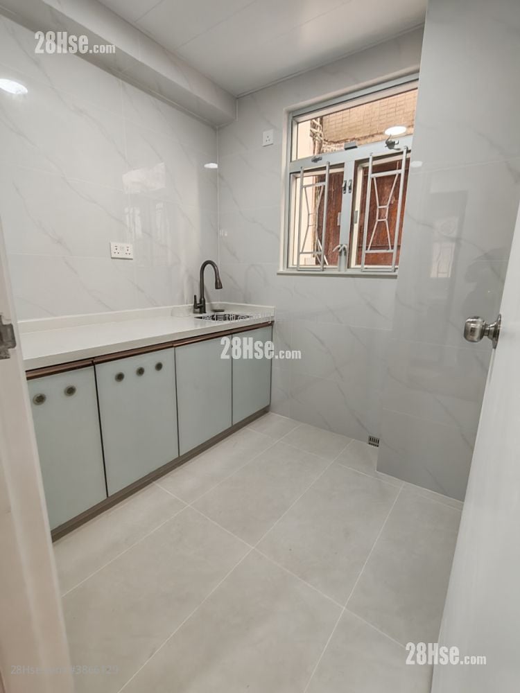 Chinese Mansion Sell Studio , 1 Bathroom 339 ft²