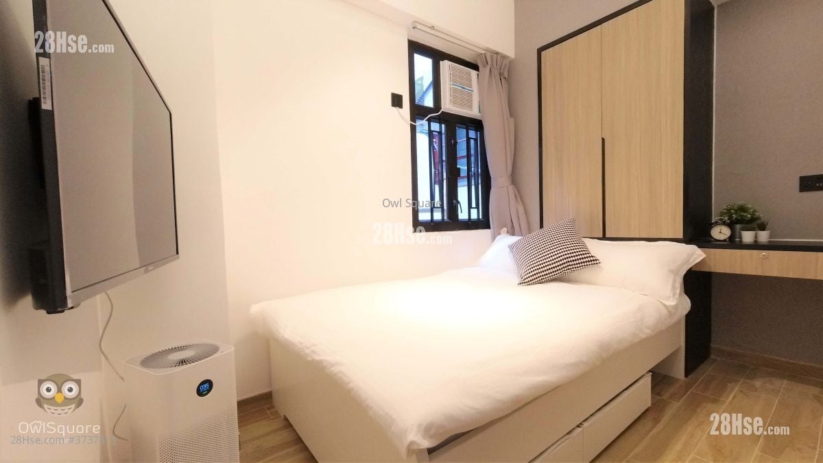 Friendship Mansion Rental 1 Bedroom , 1 Bathroom 130 ft²