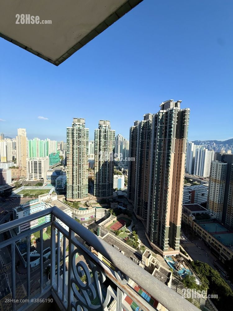 Banyan Garden Rental 2 Bedrooms , 1 Bathroom 493 ft²