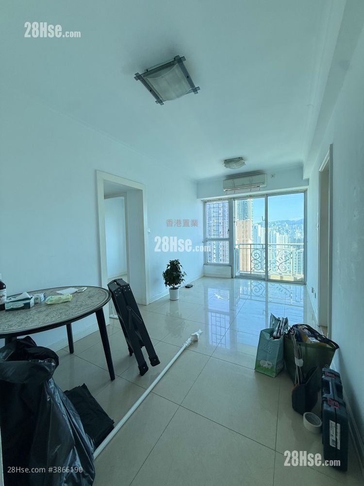 Banyan Garden Rental 2 Bedrooms , 1 Bathroom 493 ft²