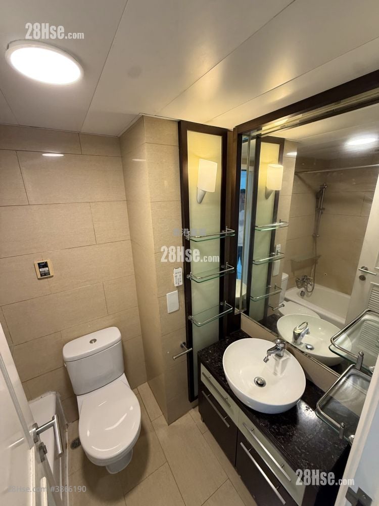Banyan Garden Rental 2 Bedrooms , 1 Bathroom 493 ft²