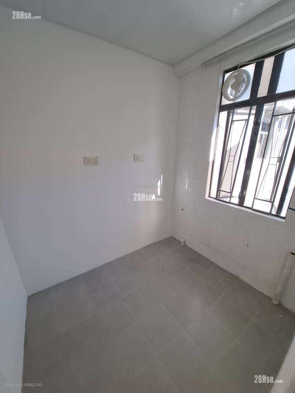 Wing Ying Mansion Sell 4 Bedrooms , 2 Bathrooms 1,032 ft²