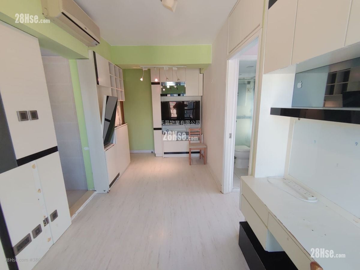 Bakerview Sell 2 Bedrooms , 1 Bathroom 335 ft²