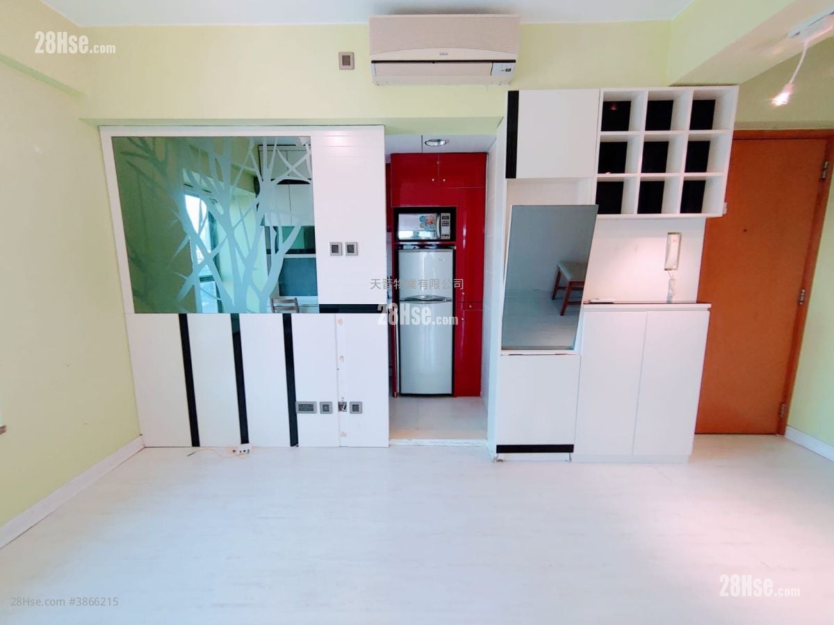 Bakerview Sell 2 Bedrooms , 1 Bathroom 335 ft²