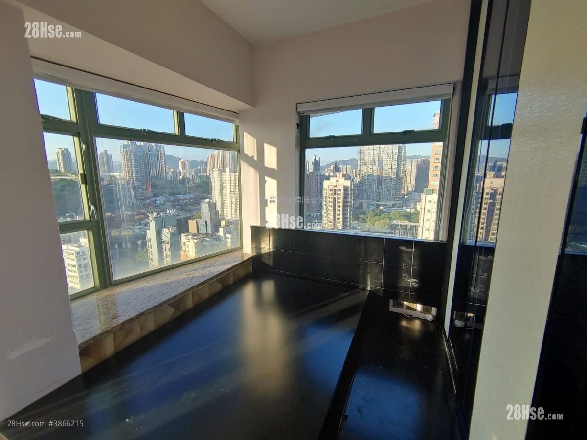 Bakerview Sell 2 Bedrooms , 1 Bathroom 335 ft²