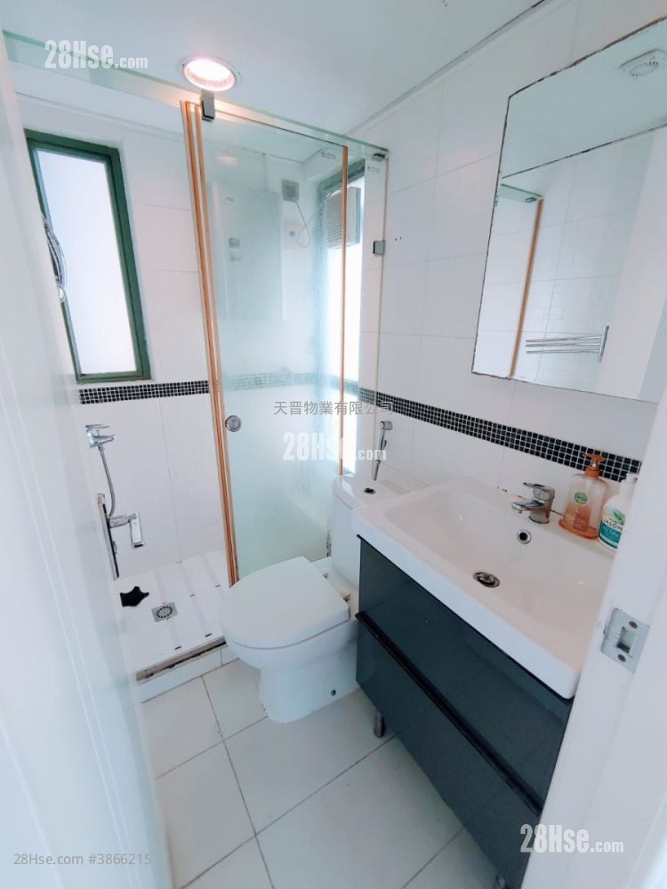 Bakerview Sell 2 Bedrooms , 1 Bathroom 335 ft²